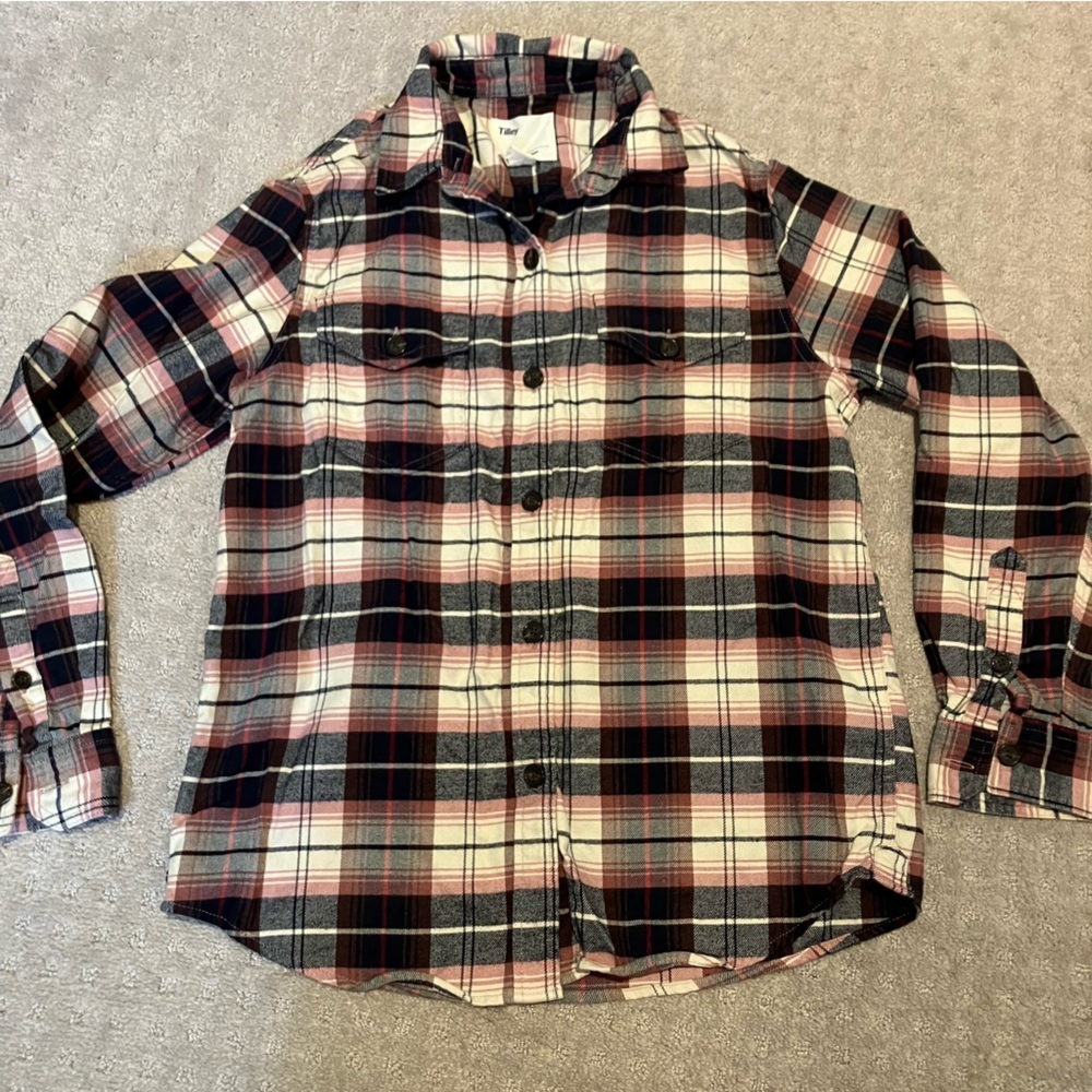 Tilly endurables light flannel plaid button up blouse. Excellent condition.